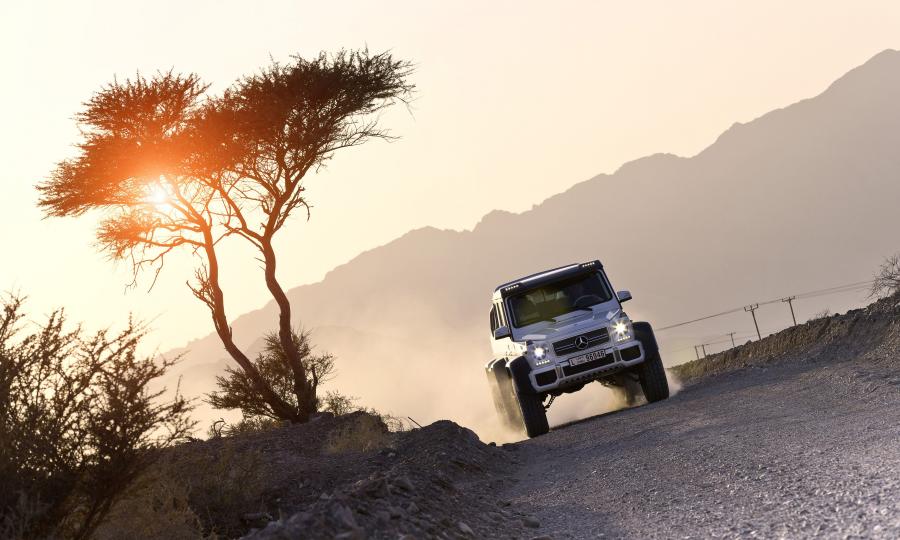  Mercedes-Benz G63 AMG 6x6 2013 года  (фото 15 из 53)